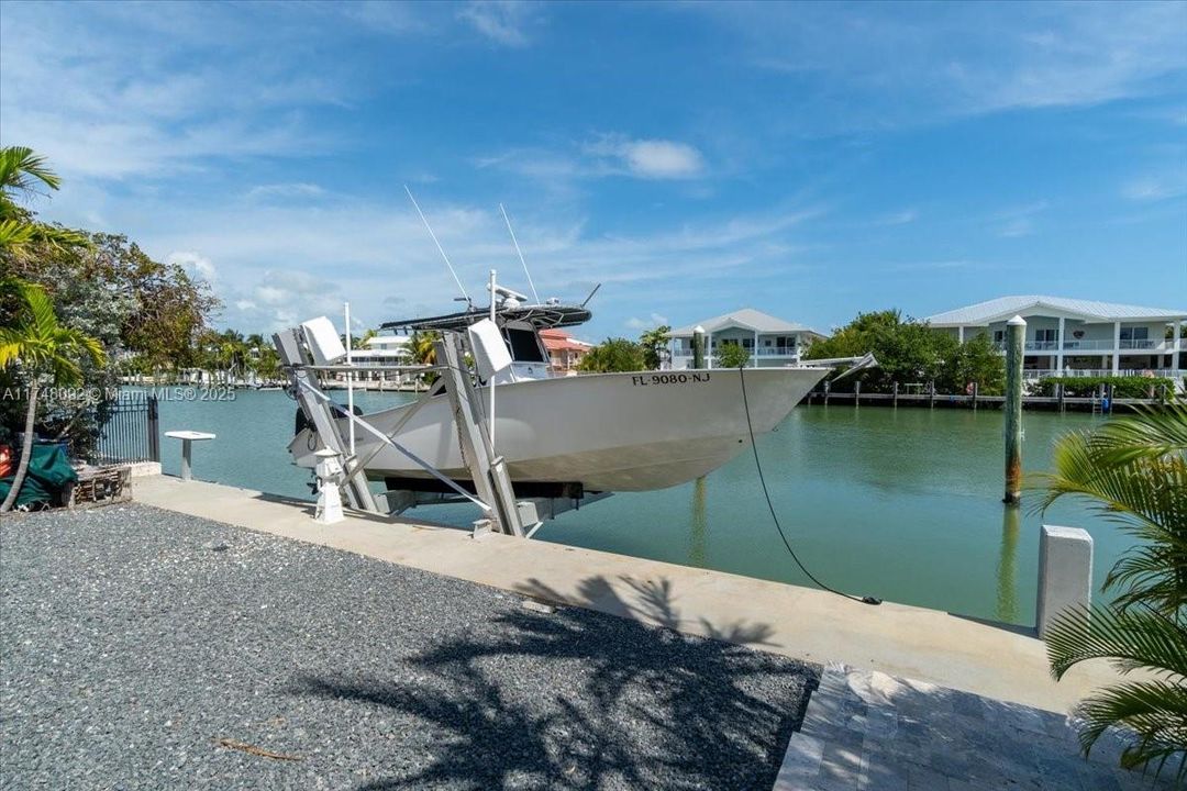 最近售出: $2,699,000 (5 贝兹, 4 浴室, 0 平方英尺)