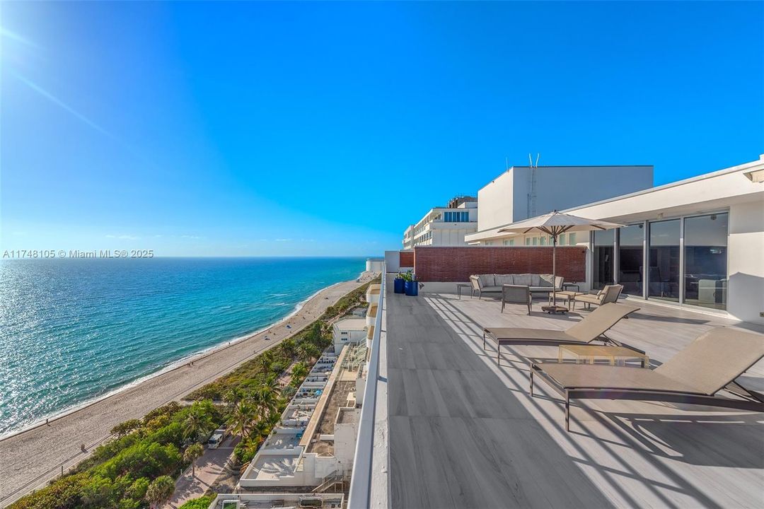 Aerial of 1100sf Terrace, Boardwalk & Beach