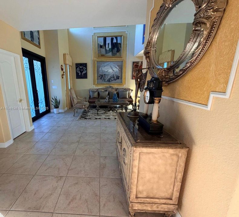 На продажу: $1,030,000 (4 спален, 3 ванн, 2426 Квадратных фут)