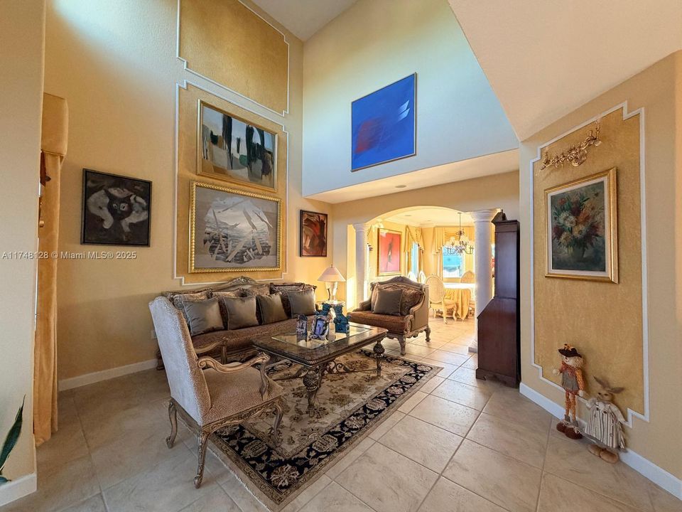 На продажу: $1,030,000 (4 спален, 3 ванн, 2426 Квадратных фут)