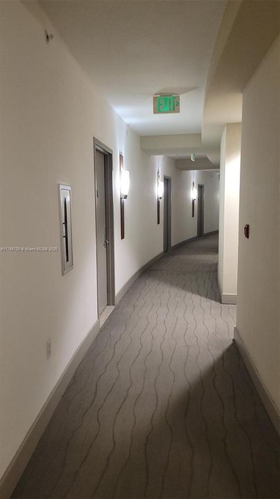 На продажу: $349,000 (1 спален, 1 ванн, 791 Квадратных фут)