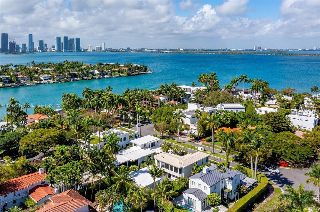 En Venta: $4,600,000 (4 camas, 3 baños, 3539 Pies cuadrados)