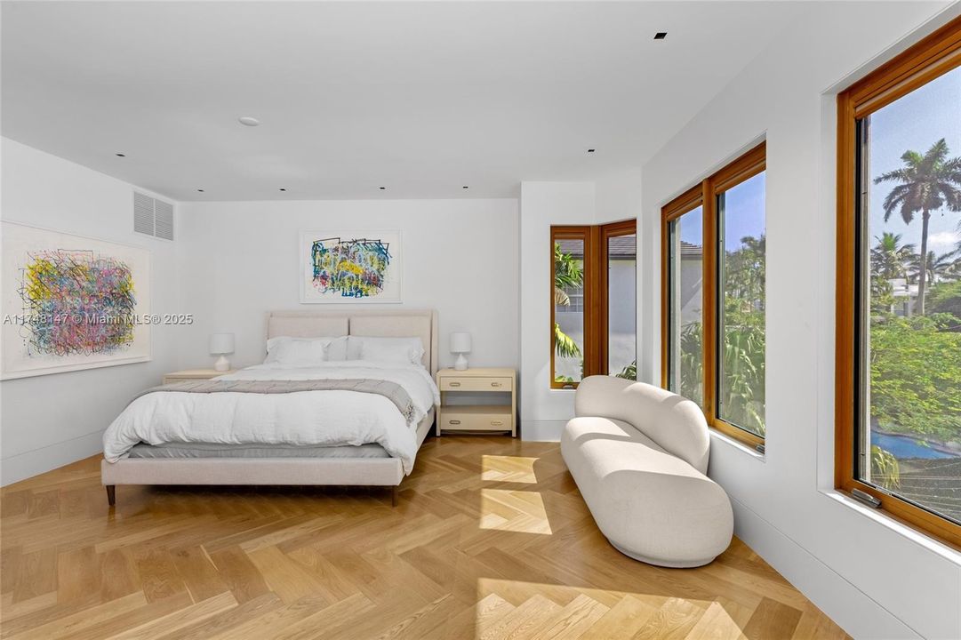 En Venta: $4,600,000 (4 camas, 3 baños, 3539 Pies cuadrados)