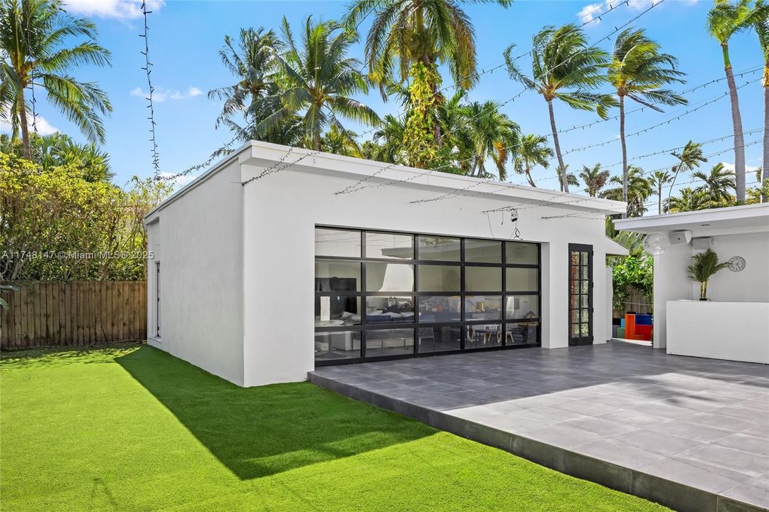 En Venta: $4,600,000 (4 camas, 3 baños, 3539 Pies cuadrados)