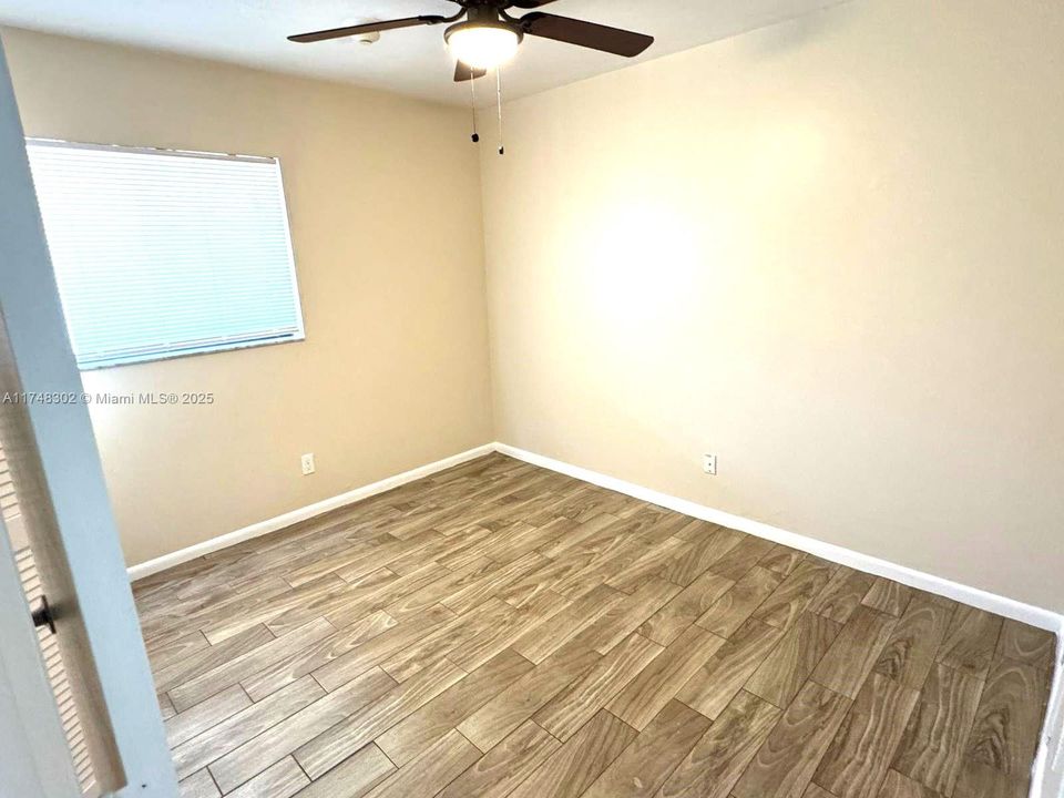 Recently Sold: $115,900 (2 beds, 2 baths, 882 Square Feet)