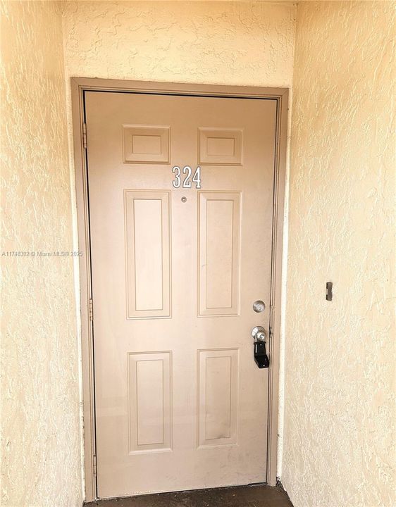 Recently Sold: $115,900 (2 beds, 2 baths, 882 Square Feet)