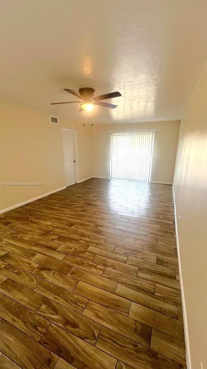 Recently Sold: $115,900 (2 beds, 2 baths, 882 Square Feet)