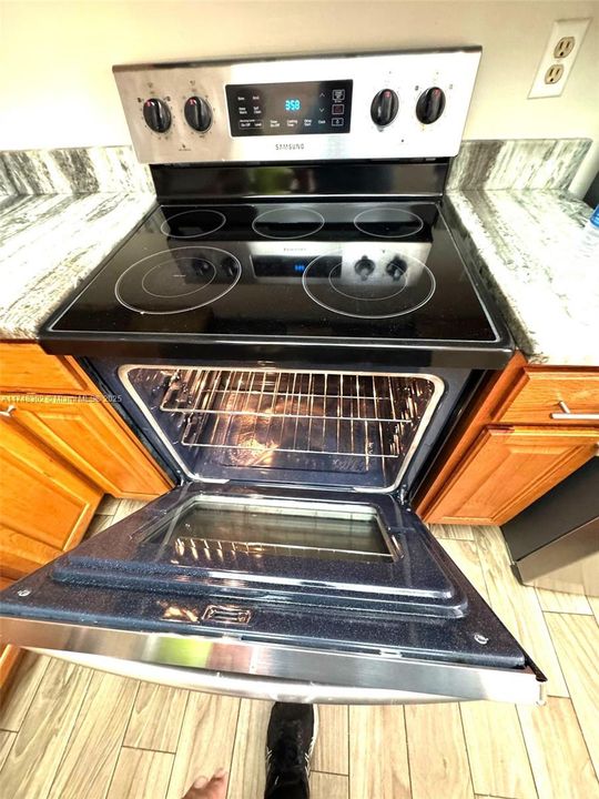 Recently Sold: $115,900 (2 beds, 2 baths, 882 Square Feet)