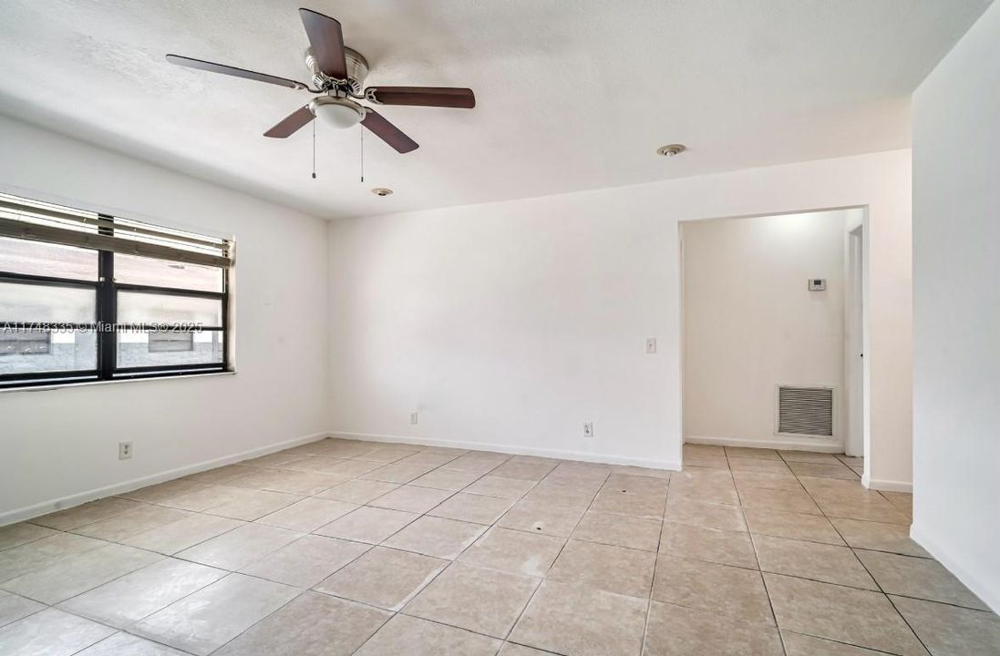 На продажу: $1,200,000 (0 спален, 0 ванн, 2342 Квадратных фут)