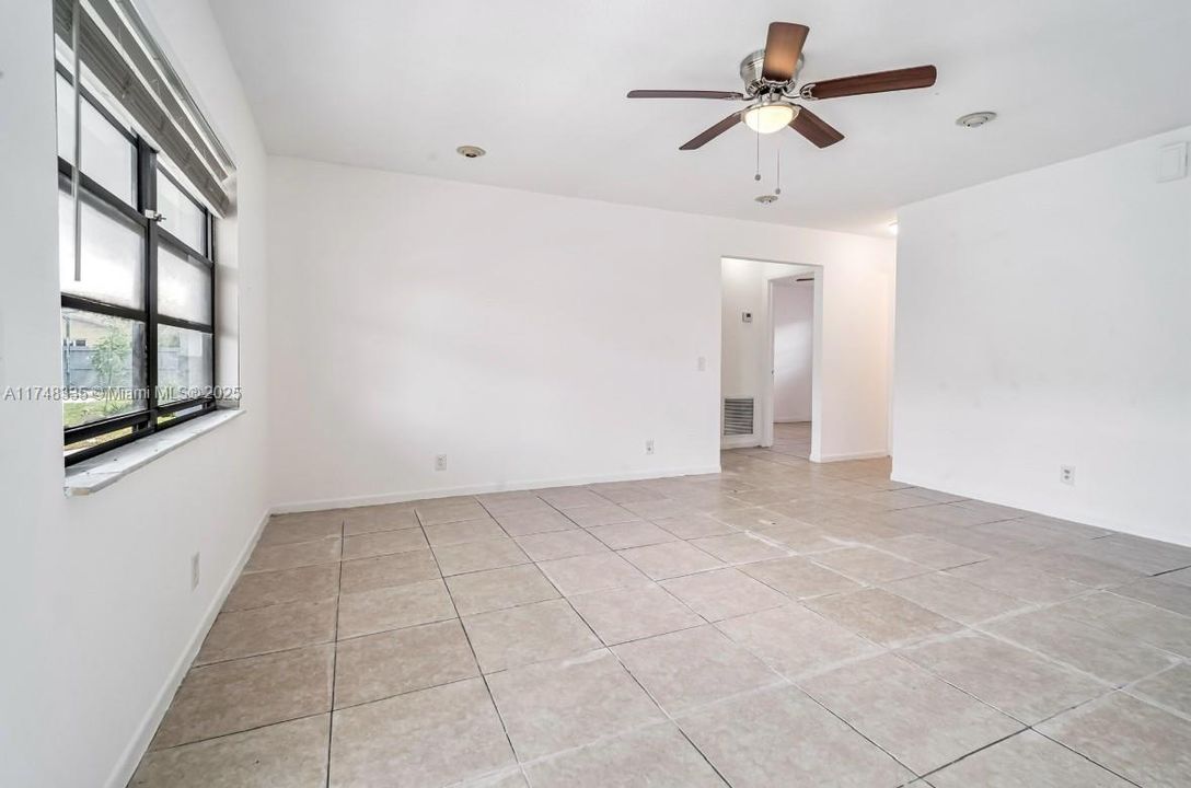 На продажу: $1,200,000 (0 спален, 0 ванн, 2342 Квадратных фут)