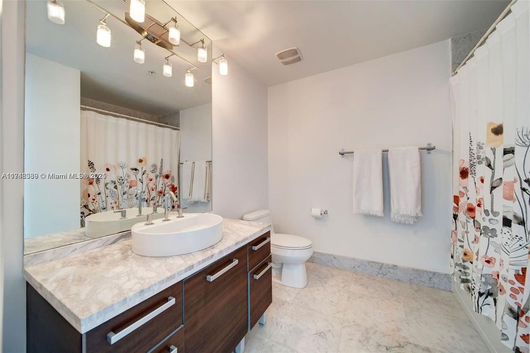 最近租的: $2,550 (0 贝兹, 1 浴室, 632 平方英尺)