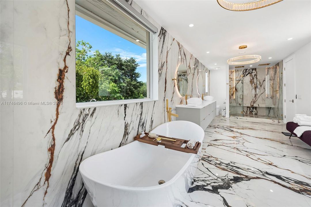 В аренду: $35,000 (7 спален, 8 ванн, 8129 Квадратных фут)