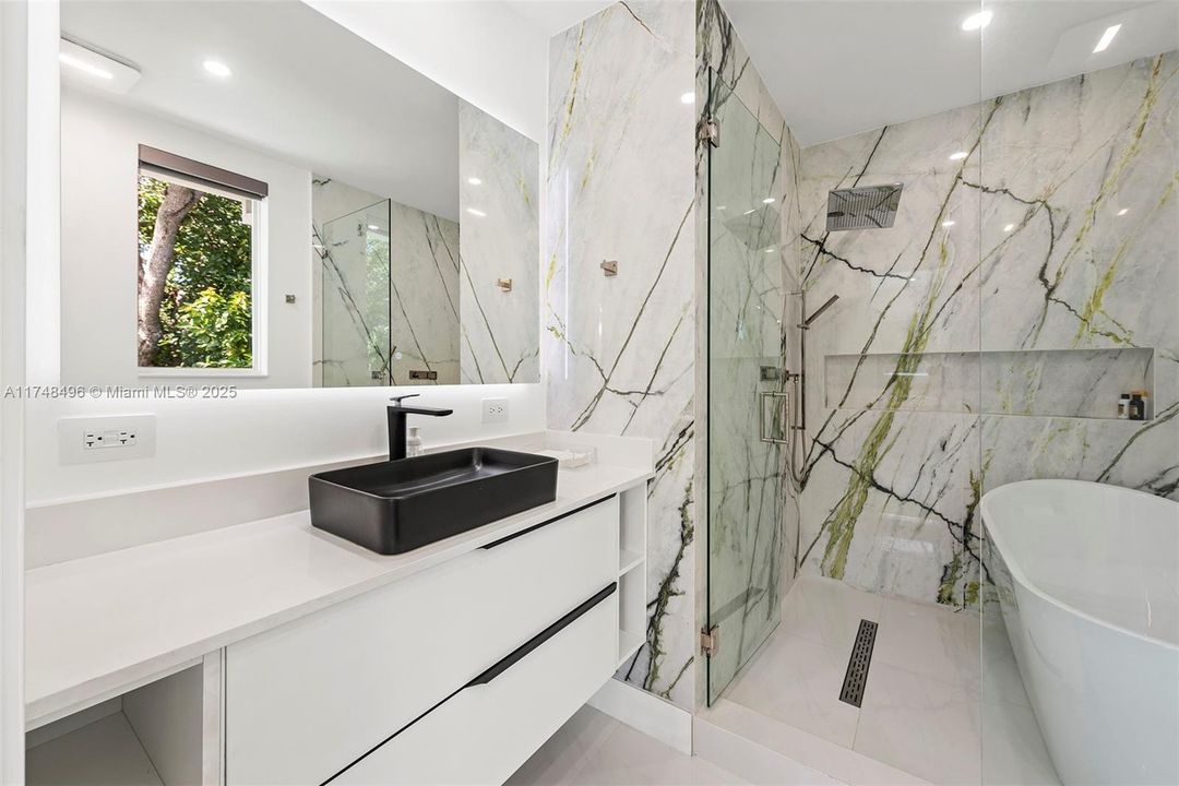 В аренду: $35,000 (7 спален, 8 ванн, 8129 Квадратных фут)