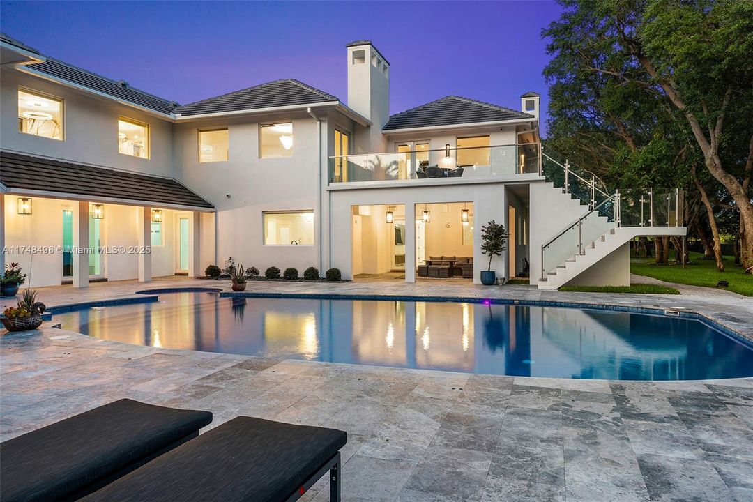 В аренду: $35,000 (7 спален, 8 ванн, 8129 Квадратных фут)