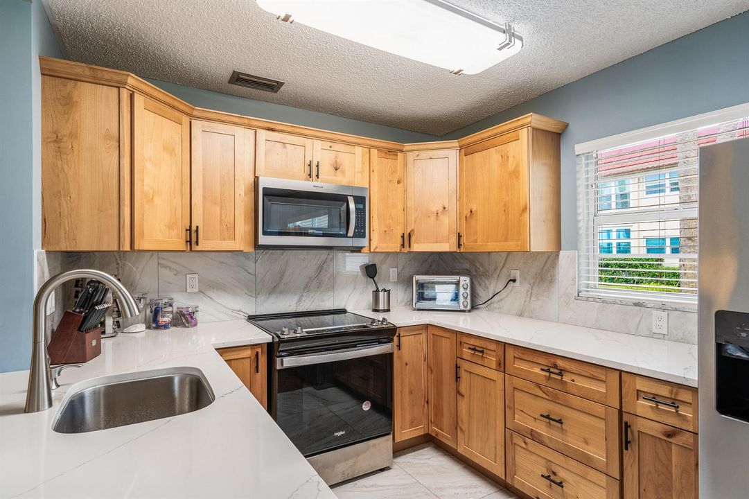 65 Woodland Drive - 106-214_27