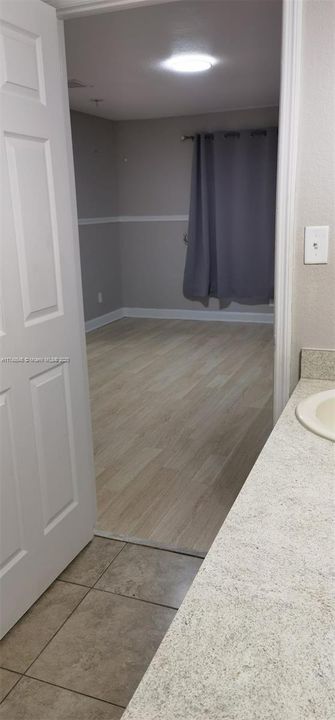 Vendido Recientemente: $485,000 (4 camas, 2 baños, 1714 Pies cuadrados)