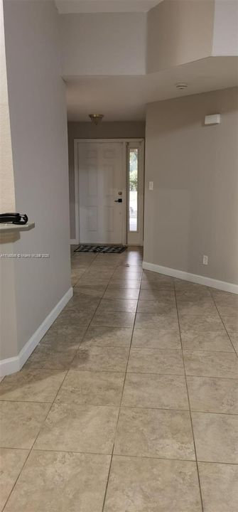 Vendido Recientemente: $485,000 (4 camas, 2 baños, 1714 Pies cuadrados)