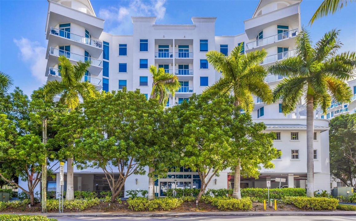 En Venta: $849,000 (3 camas, 2 baños, 1833 Pies cuadrados)