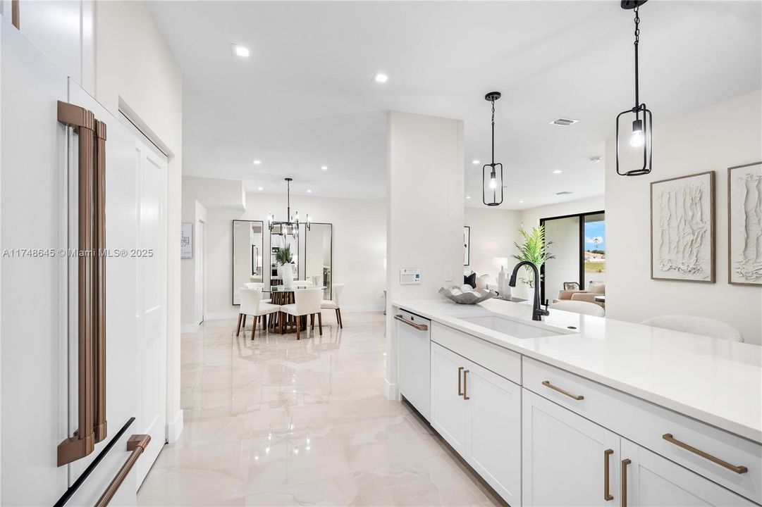 For Sale: $514,990 (3 beds, 3 baths, 2209 Square Feet)