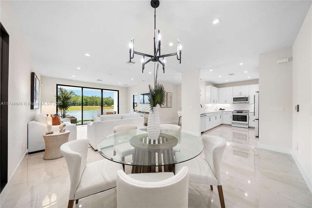 For Sale: $514,990 (3 beds, 3 baths, 2209 Square Feet)