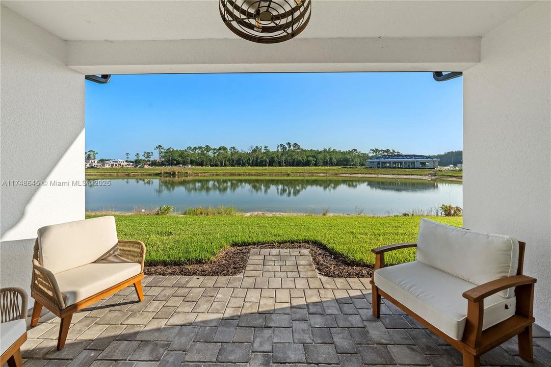 For Sale: $514,990 (3 beds, 3 baths, 2209 Square Feet)