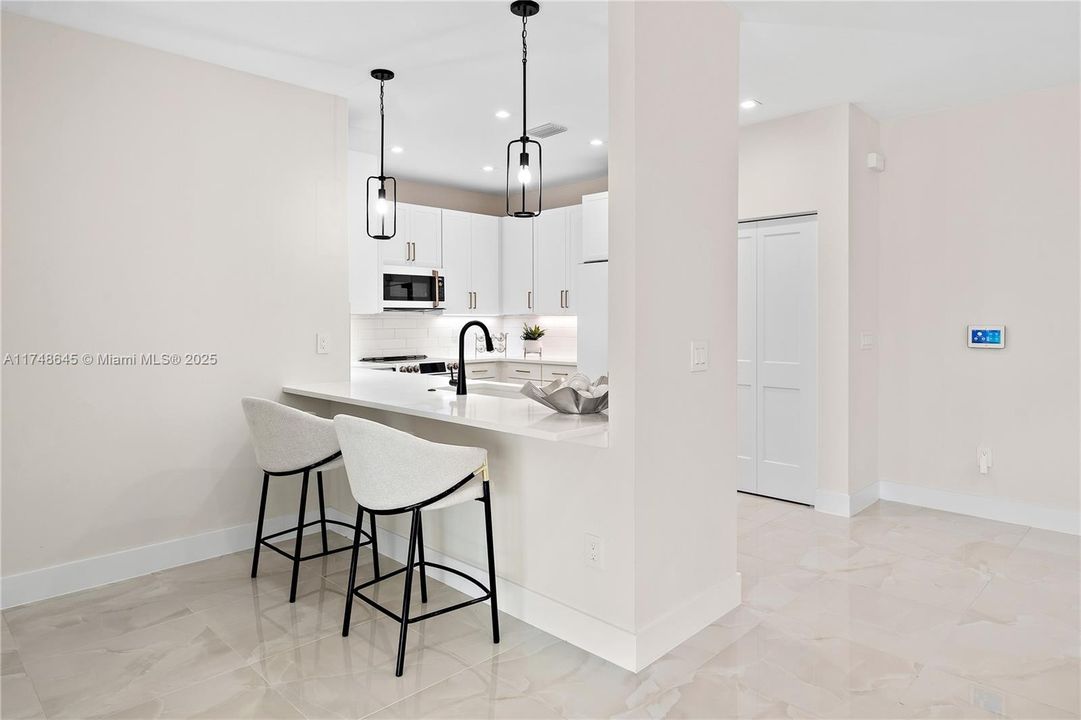 For Sale: $514,990 (3 beds, 3 baths, 2209 Square Feet)