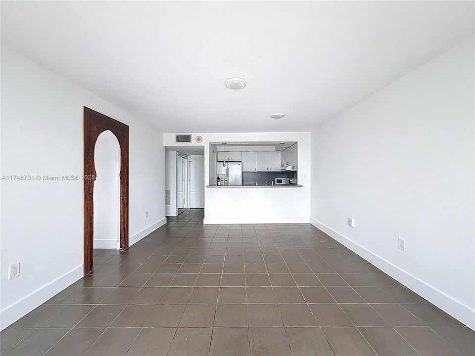 Recently Sold: $425,000 (1 beds, 1 baths, 665 Square Feet)