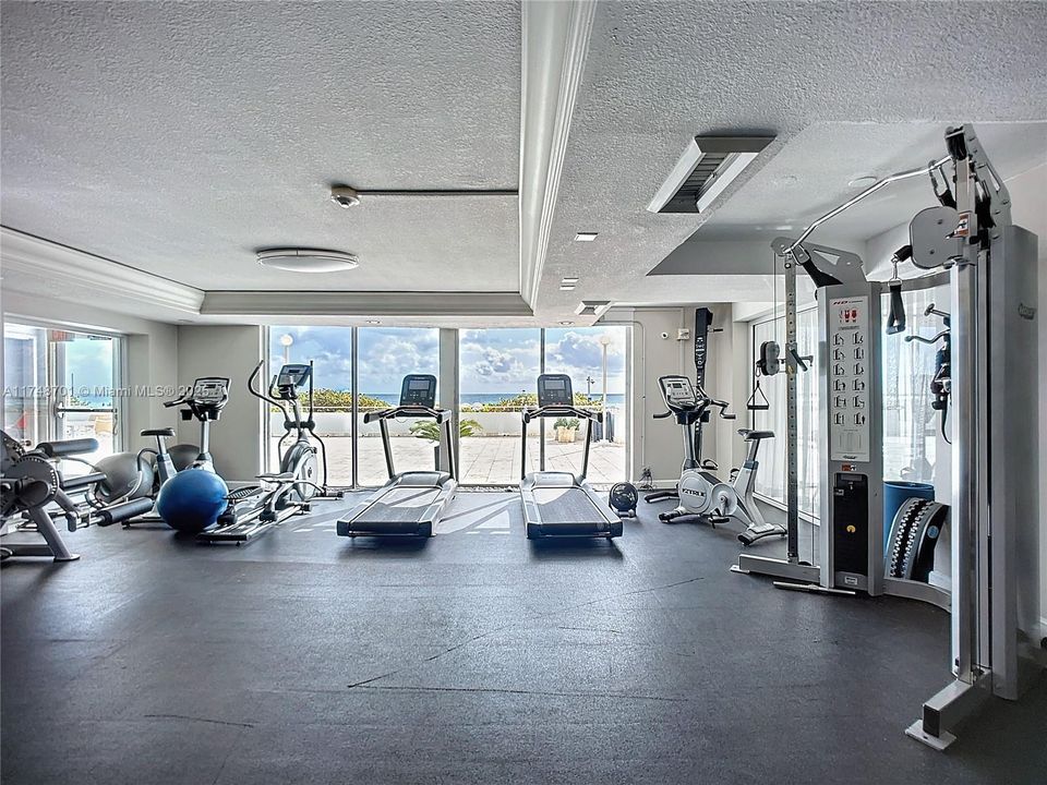 Recently Sold: $425,000 (1 beds, 1 baths, 665 Square Feet)