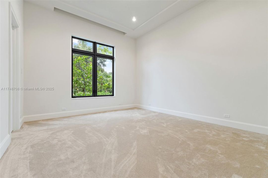 For Sale: $23,200,000 (4 beds, 6 baths, 6726 Square Feet)