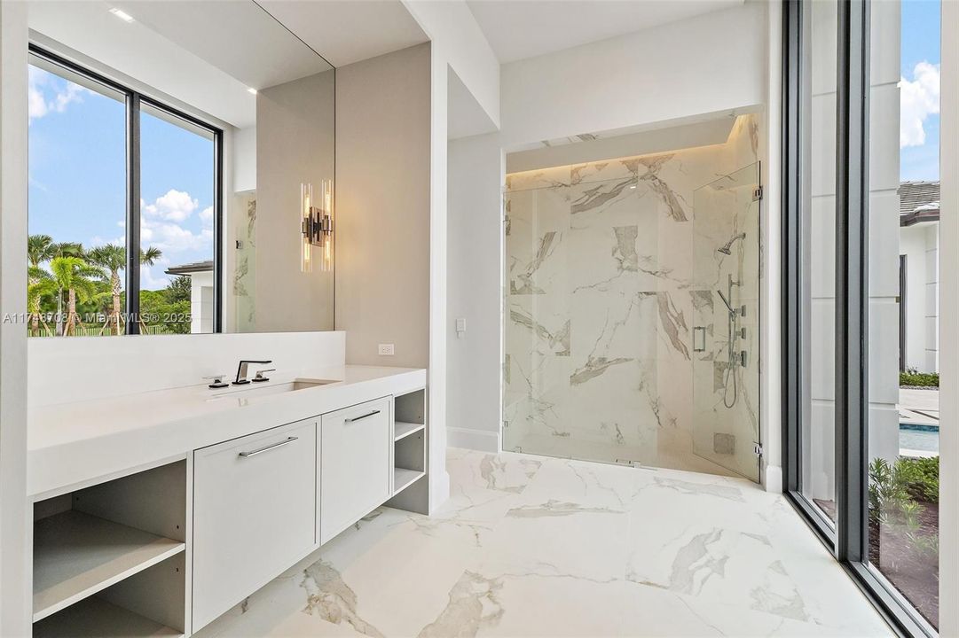 For Sale: $23,200,000 (4 beds, 6 baths, 6726 Square Feet)