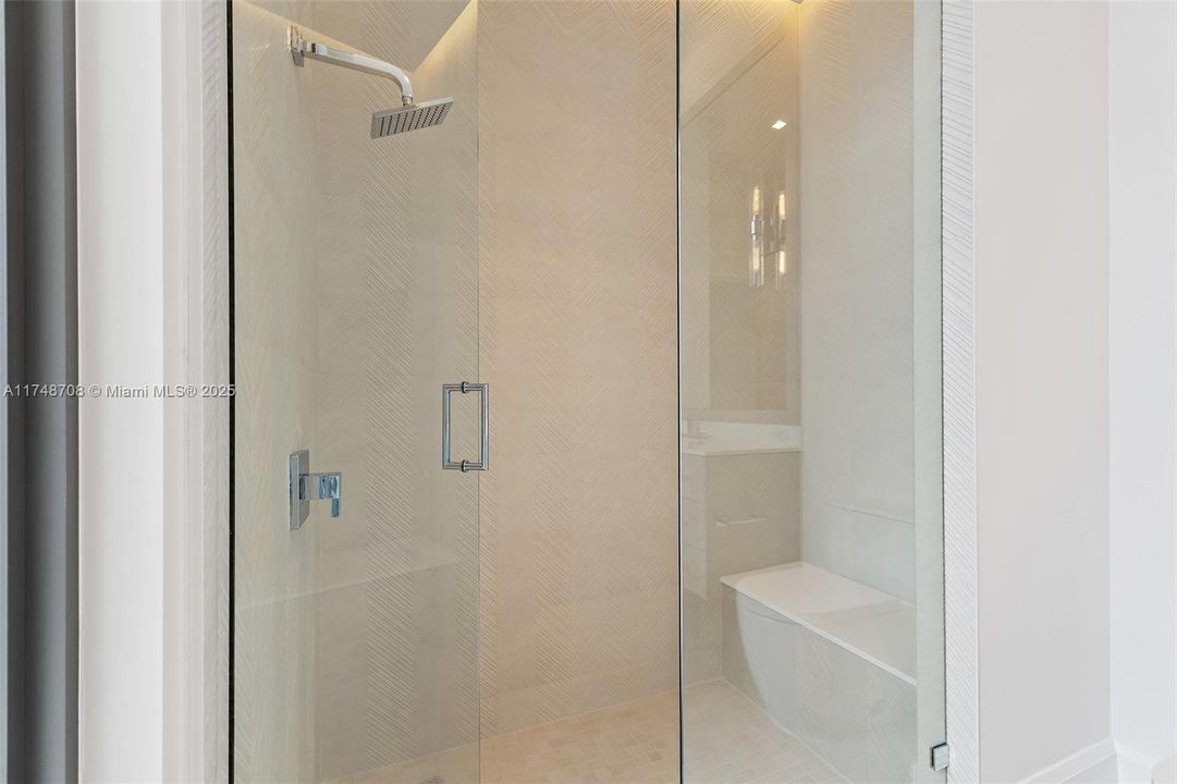 For Sale: $23,200,000 (4 beds, 6 baths, 6726 Square Feet)