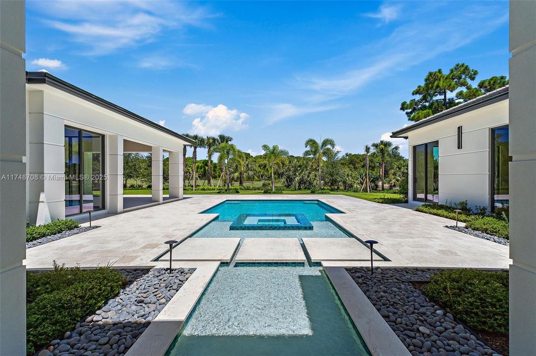 For Sale: $23,200,000 (4 beds, 6 baths, 6726 Square Feet)