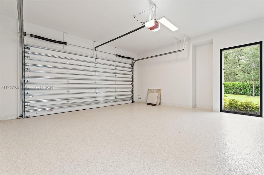 For Sale: $23,200,000 (4 beds, 6 baths, 6726 Square Feet)