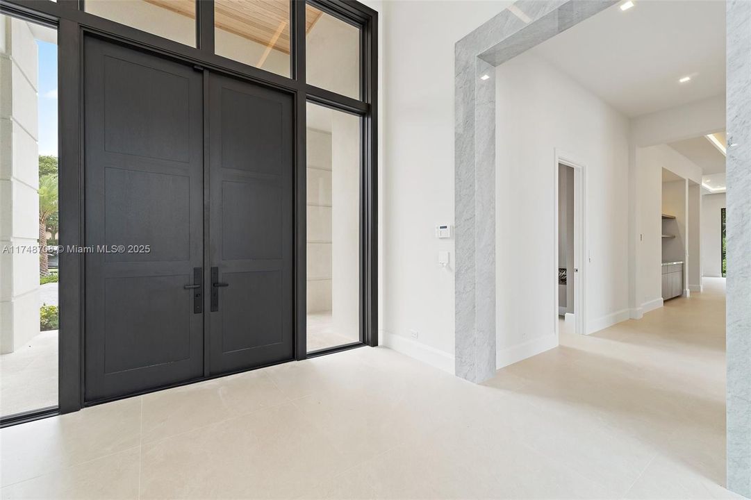 For Sale: $23,200,000 (4 beds, 6 baths, 6726 Square Feet)