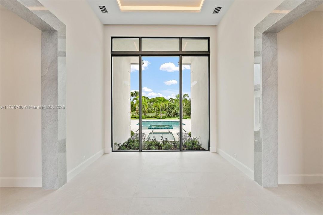 For Sale: $23,200,000 (4 beds, 6 baths, 6726 Square Feet)