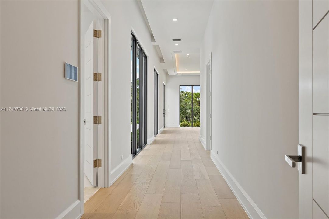 For Sale: $23,200,000 (4 beds, 6 baths, 6726 Square Feet)