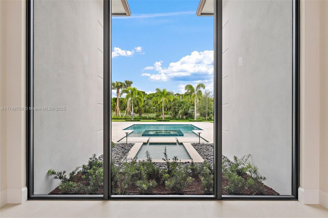 For Sale: $23,200,000 (4 beds, 6 baths, 6726 Square Feet)