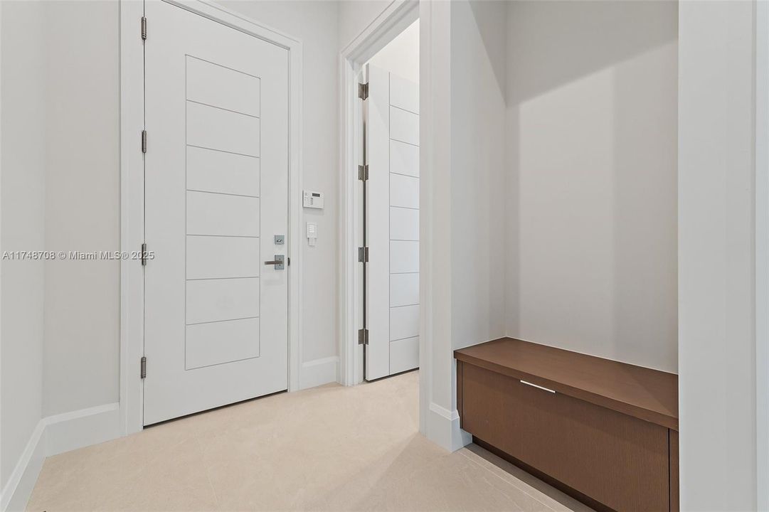 For Sale: $23,200,000 (4 beds, 6 baths, 6726 Square Feet)