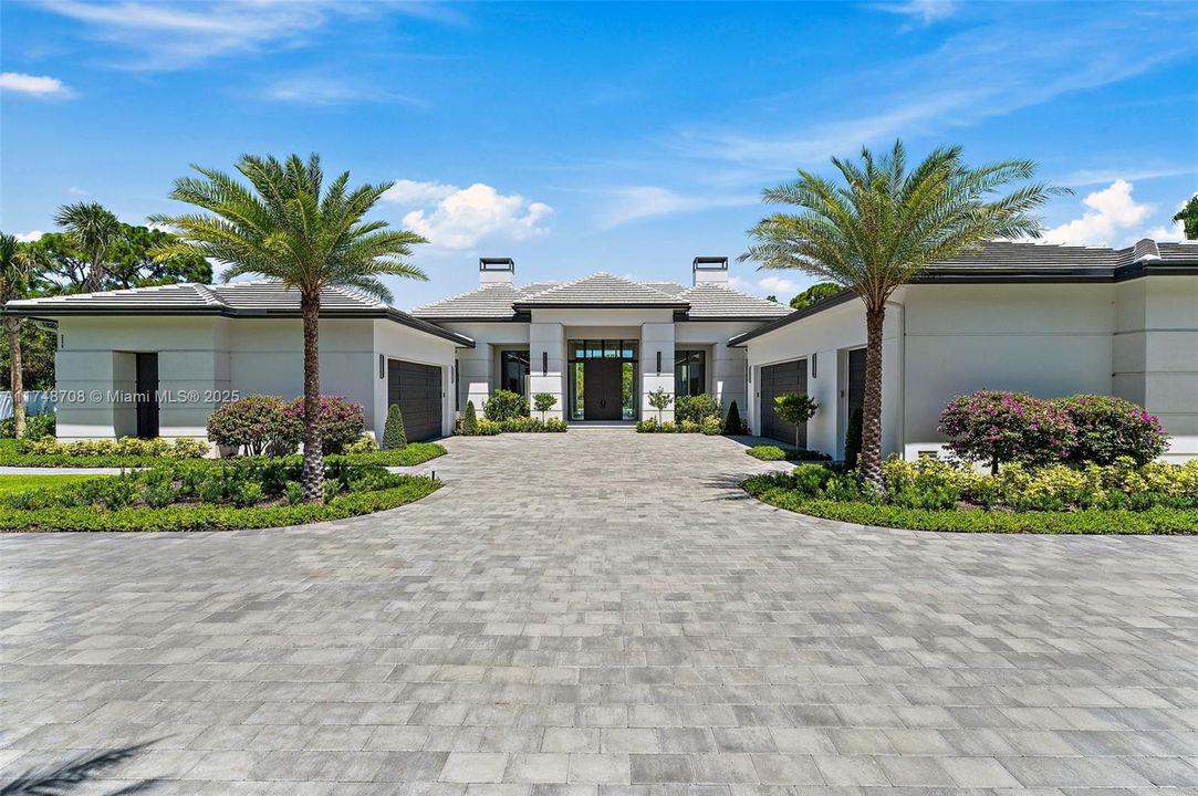 For Sale: $23,200,000 (4 beds, 6 baths, 6726 Square Feet)