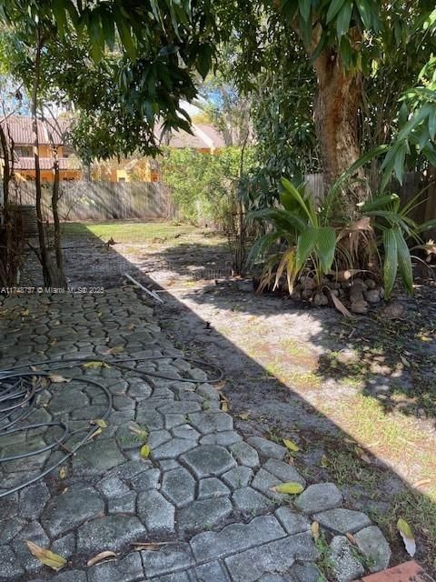 Recientemente alquilado: $2,500 (3 camas, 2 baños, 1475 Pies cuadrados)