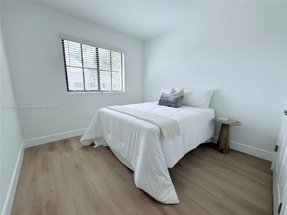 最近租的: $3,200 (3 贝兹, 2 浴室, 0 平方英尺)