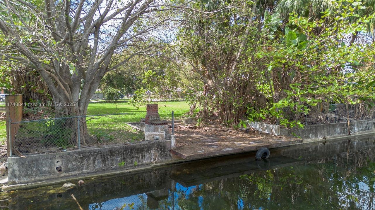 For Sale: $890,000 (0.35 acres)