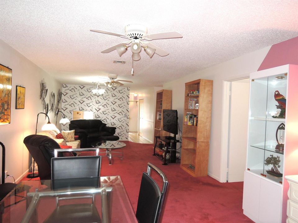 Living Rm/Dining Rm