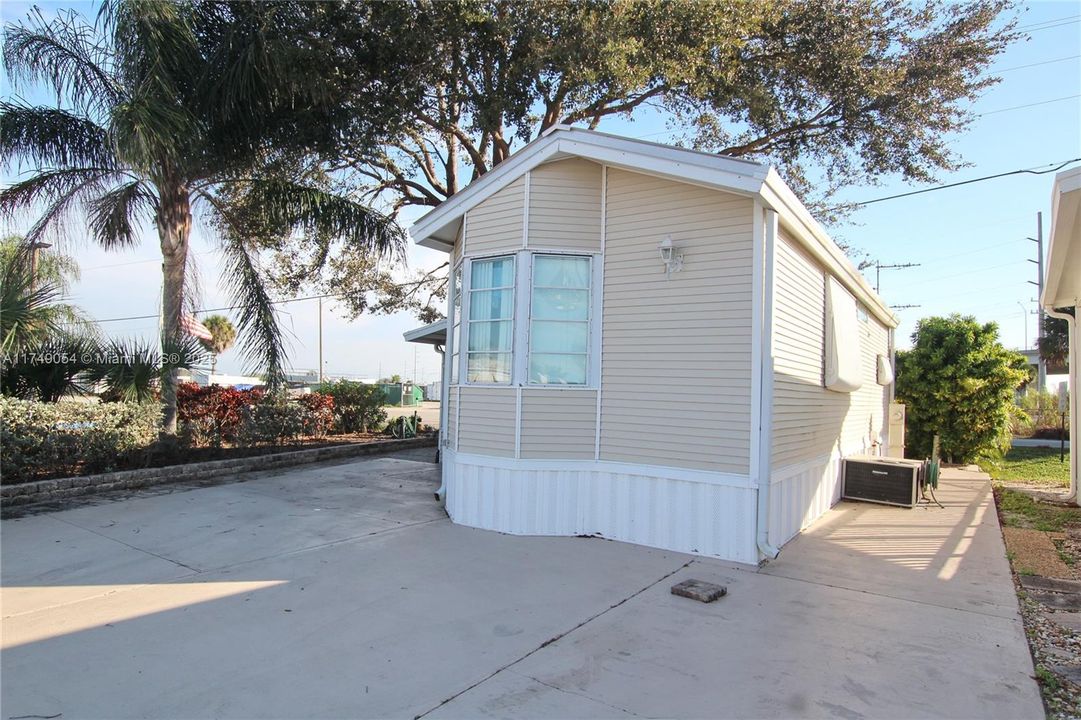 Recently Sold: $68,000 (1 beds, 1 baths, 0 Square Feet)