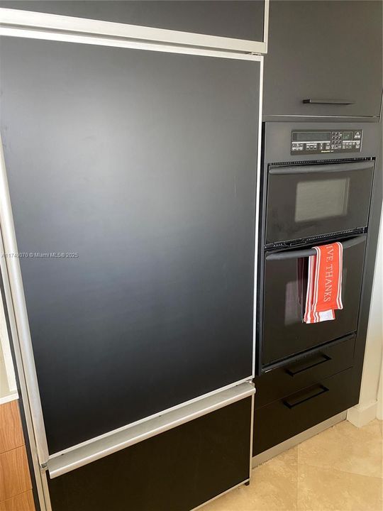 En Venta: $749,000 (1 camas, 1 baños, 871 Pies cuadrados)