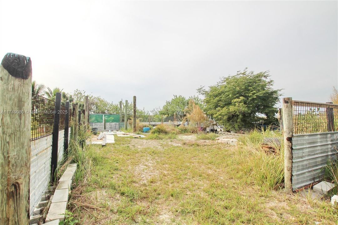 Недавно продано: $189,000 (2.04 acres)