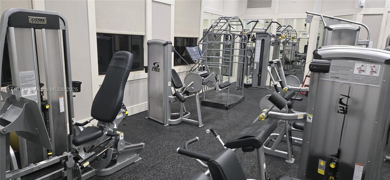 Active With Contract: $1,100,000 (4 beds, 3 baths, 2720 Square Feet)