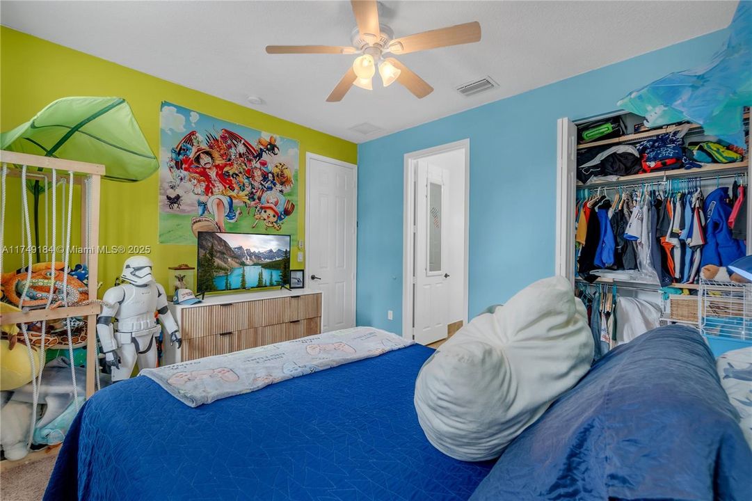 Active With Contract: $1,100,000 (4 beds, 3 baths, 2720 Square Feet)