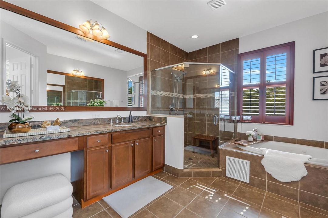 Active With Contract: $1,100,000 (4 beds, 3 baths, 2720 Square Feet)