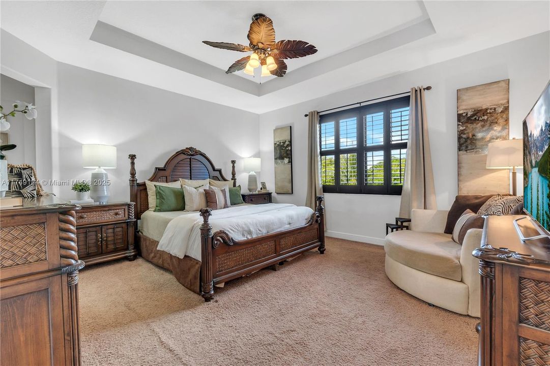 Active With Contract: $1,100,000 (4 beds, 3 baths, 2720 Square Feet)